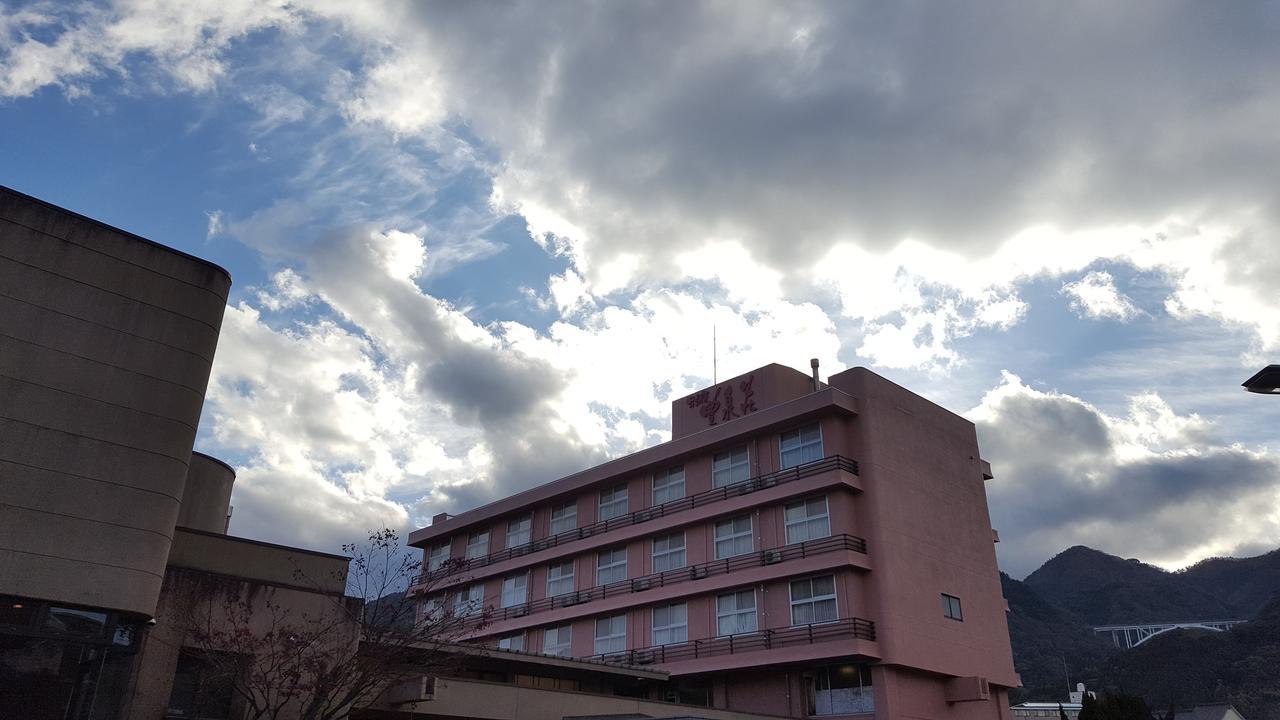 Beppu Housensou Hotel Exterior photo